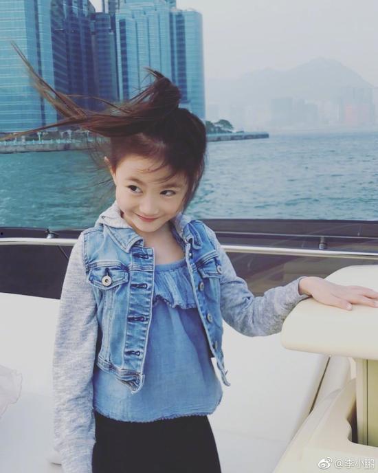 奥莉最新照片,可爱模样引网友热议